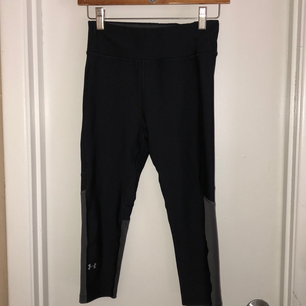 Under Armour compression leggings size S